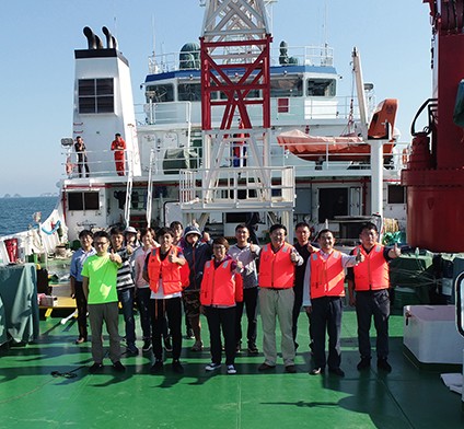 水(shuǐ)下(xià)敏捷機(jī)器(qì)人(rén)協同作(zuò)業(yè)平台項目